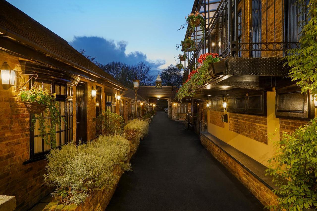 The Christopher Hotel, Eton Γουίνσδορ Εξωτερικό φωτογραφία